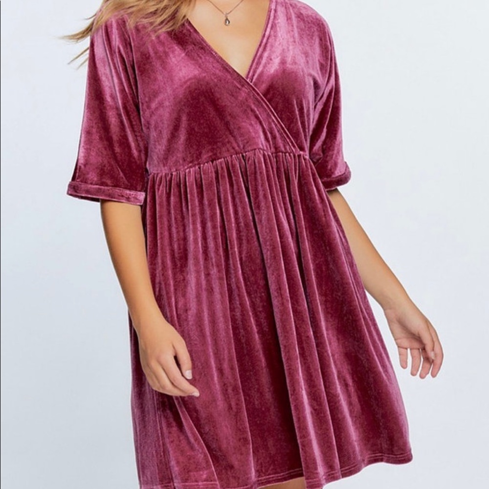 Davi & Dani Rose Pink Velvet Dress